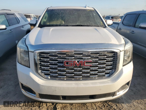 2019 GMC Yukon XL Denali with VIN 1GKS1HKJXKR266431, listed as a Copart auction lot 76197354 with 21,674 mi miles and Non Repairable. Bid and sale history available at carsss.com. Image 5.
