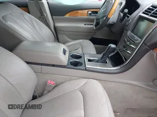 2014 Lincoln MKX with VIN 2LMDJ6JK6EBL06238, listed as a IAAI auction lot 41604943 with 188,639 mi miles. Bid and sale history available at carsss.com. Image 5.