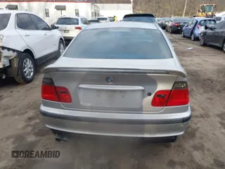 2001 BMW 3 Series 330i with VIN WBAAV53421JS90915, listed as a IAAI auction lot 41633836 with 215,109 mi miles. Bid and sale history available at carsss.com. Image 16.