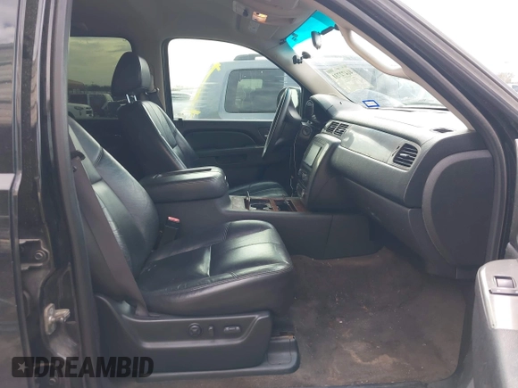 2011 Chevrolet Tahoe Commercial with VIN 1GNLC2E00BR325388, listed as a IAAI auction lot 41472731 with 265,781 mi miles and . Bid and sale history available at DreamBid. Image 5.