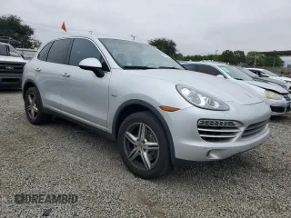2013 Porsche Cayenne Diesel with VIN WP1AF2A24DLA43029, listed as a Copart auction lot 59388465 with 161,304 mi miles and Salvage title. Bid and sale history available at DreamBid. Image 4.