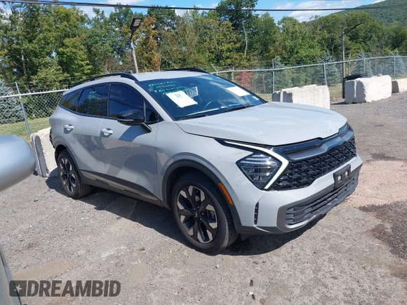 2024 Kia Sportage X-Line with VIN 5XYK6CDF3RG140610, listed as a IAAI auction lot 40261754 with 22,733 mi miles and . Bid and sale history available at carsss.com. Image 1.