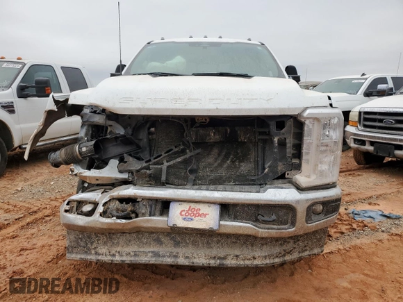 2024 Ford F-350 with VIN 1FD8W3HN0REC18650, listed as a Copart auction lot 80392644 with 26,042 mi miles and Salvage title. Bid and sale history available at DreamBid. Image 5.