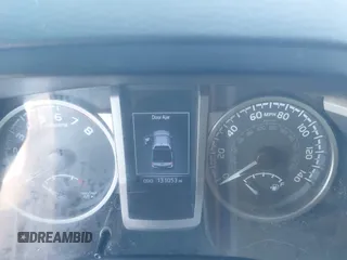 2017 Toyota Tacoma SR5 с VIN 3TMCZ5ANXHM112775, выставлен на аукционе IAAI как лот 41664420 с пробегом 134 133 миль миль и . История ставок и продаж доступна на DreamBid. Изображение 7.