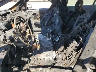 2007 Saturn ION z VIN 1G8AK55F47Z195223, wystawiony jako Copart lot #59529294 z przebiegiem Nie podano mil oraz Nie do naprawy • Non repairable. Historia ofert i sprzedaży dostępna na DreamBid. Obrazek 7.