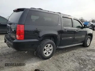 2014 GMC Yukon XL SLT with VIN 1GKS2KE78ER123895, listed as a Copart auction lot 43017575 with 229,145 mi miles and Salvage Title. Bid and sale history available at carsss.com. Image 3.