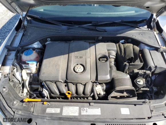 2013 Volkswagen Passat SEL Premium with VIN 1VWCP7A32DC070188, listed as a Copart auction lot 52161325 with 175,368 mi miles and Salvage Title. Bid and sale history available at carsss.com. Image 11.