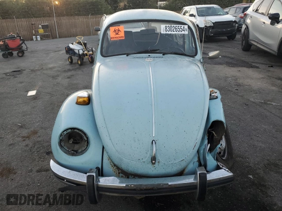 1972 Volkswagen Beetle with VIN 1122696781, listed as a Copart auction lot 83026554 with 11,104 mi miles and Salvage Title. Bid and sale history available at DreamBid. Image 5.