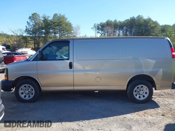 2011 Chevrolet Express Cargo with VIN 1GCSGAFX3B1170378, listed as a IAAI auction lot 41610588 with 175,177 mi miles and . Bid and sale history available at DreamBid. Image 13.