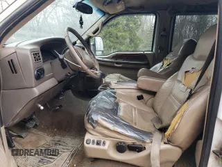 2001 Ford Excursion Limited z VIN 1FMSU43F51EA01083, wystawiony jako Copart lot #47726825 z przebiegiem 343 791 mil mil oraz Szkody całkowita. Historia ofert i sprzedaży dostępna na DreamBid. Obrazek 7.