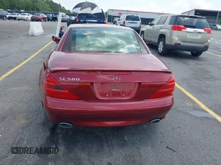 2005 Mercedes-Benz SL 500 z VIN WDBSK75F65F096681, wystawiony jako IAAI lot #42305663 z przebiegiem 65 001 mil mil oraz . Historia ofert i sprzedaży dostępna na DreamBid. Obrazek 16.