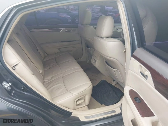 2009 Toyota Avalon XL with VIN 4T1BK36BX9U326676, listed as a IAAI auction lot 40436762 with 137,905 mi miles. Bid and sale history available at carsss.com. Image 8.