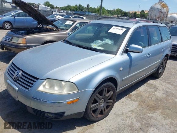 2003 Volkswagen Passat GLX z VIN WVWYH63B43E326130, wystawiony jako IAAI lot #42380050 z przebiegiem 156 338 mil mil oraz . Historia ofert i sprzedaży dostępna na DreamBid. Obrazek 2.
