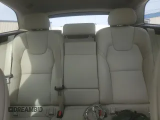 2021 Volvo XC60 Momentum с VIN YV4102RK1M1804048, выставлен на аукционе Copart как лот 57049835 с пробегом Не указан миль и Списание • Salvage title. История ставок и продаж доступна на DreamBid. Изображение 10.