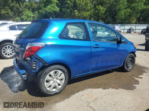 2013 Toyota Yaris L with VIN JTDJTUD30DD556637, listed as a Copart auction lot 73352364 with 85,178 mi miles and Salvage Title. Bid and sale history available at carsss.com. Image 3.