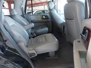 2006 Ford Expedition Limited with VIN 1FMFU20536LA56300, listed as a IAAI auction lot 42085079 with 128,191 mi miles. Bid and sale history available at carsss.com. Image 8.