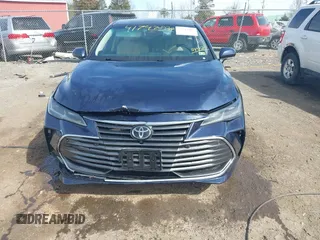 2019 Toyota Avalon XLE with VIN 4T1BZ1FB4KU034320, listed as a IAAI auction lot 41747802 with 73,064 mi miles. Bid and sale history available at carsss.com. Image 6.