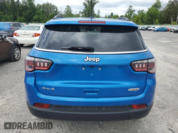 2017 Jeep Compass Latitude z VIN 3C4NJDBB2HT681625, wystawiony jako Copart lot #64820805 z przebiegiem 66 353 mil mil oraz Szkoda całkowita • Salvage title. Historia ofert i sprzedaży dostępna na DreamBid. Obrazek 6.