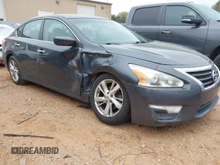 2013 Nissan Altima SV with VIN 1N4AL3AP8DC103069, listed as a IAAI auction lot 41934574 with 222,875 mi miles and . Bid and sale history available at carsss.com. Image 1.