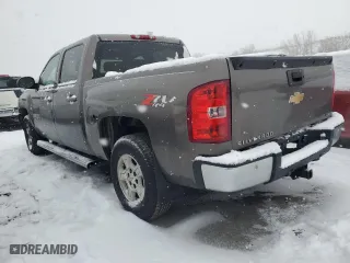 2007 Chevrolet Silverado 1500 LTZ with VIN 2GCEK13M471549848, listed as a Copart auction lot 87449874 with 200,193 mi miles and Salvage Title. Bid and sale history available at carsss.com. Image 2.