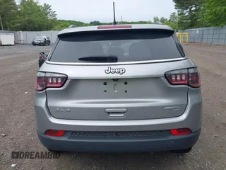 2021 Jeep Compass Latitude with VIN 3C4NJDBBXMT569861, listed as a IAAI auction lot 42325006 with 83,153 mi miles and . Bid and sale history available at DreamBid. Image 16.