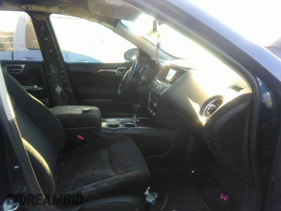 2015 Nissan Pathfinder SV with VIN 5N1AR2MN7FC697066, listed as a IAAI auction lot 39068545 with 230,971 mi miles and . Bid and sale history available at DreamBid. Image 5.