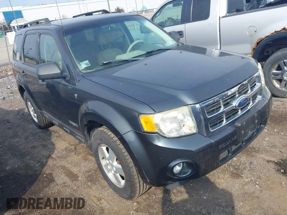 2008 Ford Escape XLT с VIN 1FMCU93108KE60815, выставлен на аукционе IAAI как лот 42504139 с пробегом 138 911 миль миль и . История ставок и продаж доступна на DreamBid. Изображение 1.