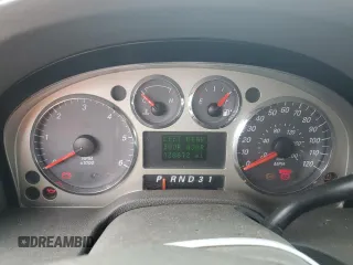 2004 Mercury Monterey Convenience z VIN 2MRDA20204BJ11242, wystawiony jako Copart lot #71081394 z przebiegiem 128 672 mil mil oraz Szkody całkowita. Historia ofert i sprzedaży dostępna na DreamBid. Obrazek 9.