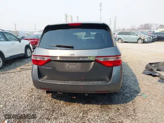 2011 Honda Odyssey LX with VIN 5FNRL5H29BB023895, listed as a IAAI auction lot 41897494 with 177,796 mi miles. Bid and sale history available at carsss.com. Image 17.
