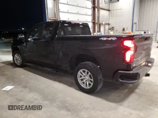 2020 Chevrolet Silverado 1500 with VIN 1GCVYEED2LZ343819, listed as a Copart auction lot 47255045 with 39,013 mi miles and Salvage Title. Bid and sale history available at DreamBid. Image 2.