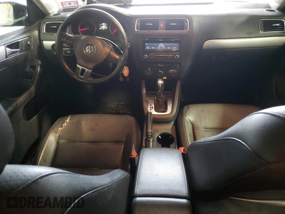 2013 Volkswagen Jetta SE with VIN 3VWDP7AJ2DM424549, listed as a Copart auction lot 52238075 with 268,512 mi miles and Salvage title. Bid and sale history available at DreamBid. Image 8.