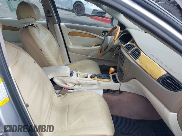 2001 Jaguar S-Type with VIN SAJDA01PX1GM01530, listed as a IAAI auction lot 41930674 with 124,963 mi miles and . Bid and sale history available at DreamBid. Image 5.