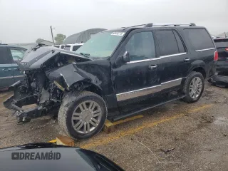 2007 Lincoln Navigator with VIN 5LMFU285X7LJ08105, listed as a Copart auction lot 60452775 with 115,587 mi miles and Salvage title. Bid and sale history available at DreamBid. Image 1.