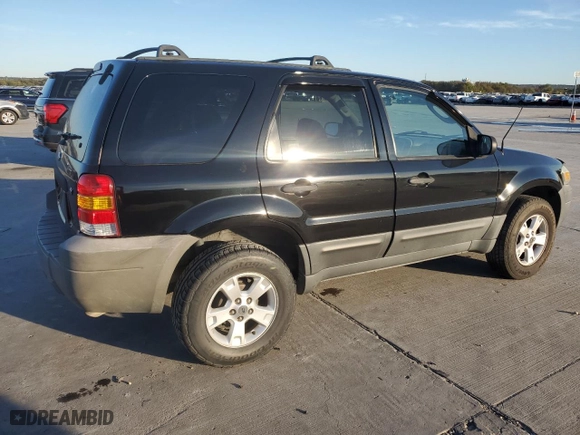2007 Ford Escape XLT with VIN 1FMYU03107KB17034, listed as a Copart auction lot 80578964 with 268,752 mi miles and Clean Title. Bid and sale history available at carsss.com. Image 3.