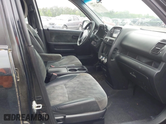 2002 Honda CR-V EX with VIN JHLRD78862C072498, listed as a IAAI auction lot 42122781 with 263,028 mi miles. Bid and sale history available at carsss.com. Image 5.