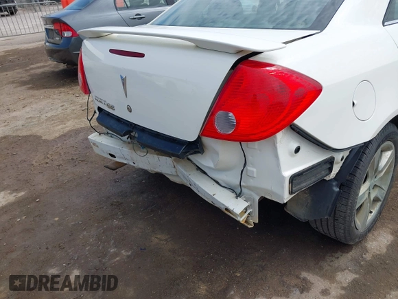 2008 Pontiac G6 with VIN 1G2ZG57B984161415, listed as a IAAI auction lot 42018240 with 170,047 mi miles and . Bid and sale history available at DreamBid. Image 6.