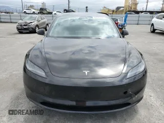 2024 Tesla Model 3 z VIN 5YJ3E1EA6RF739698, wystawiony jako Copart lot #53578755 z przebiegiem 10 847 mil mil oraz Szkody całkowita. Historia ofert i sprzedaży dostępna na DreamBid. Obrazek 5.