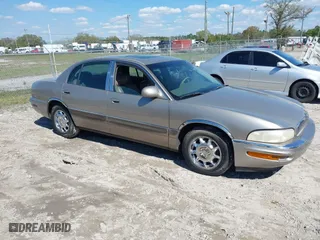 2000 Buick Park Avenue Ultra with VIN 1G4CU5219Y4205854, listed as a IAAI auction lot 41662383 with 211,249 mi miles. Bid and sale history available at carsss.com. Image 1.
