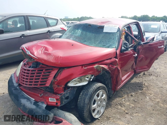 2001 Chrysler PT Cruiser z VIN 3C4FY4BB31T623108, wystawiony jako IAAI lot #39818981 z przebiegiem Nie podano mil oraz . Historia ofert i sprzedaży dostępna na DreamBid. Obrazek 2.