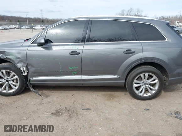 2017 Audi Q7 Premium Plus with VIN WA1LAAF76HD042448, listed as a IAAI auction lot 42030033 with 97,540 mi miles. Bid and sale history available at carsss.com. Image 14.