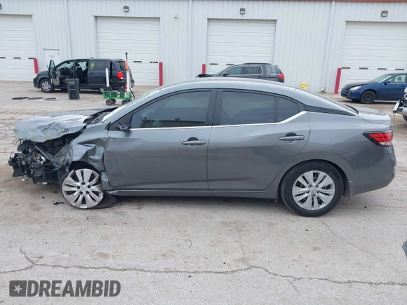 2020 Nissan Sentra S with VIN 3N1AB8BV2LY255414, listed as a IAAI auction lot 41822354 with 46,824 mi miles. Bid and sale history available at carsss.com. Image 14.