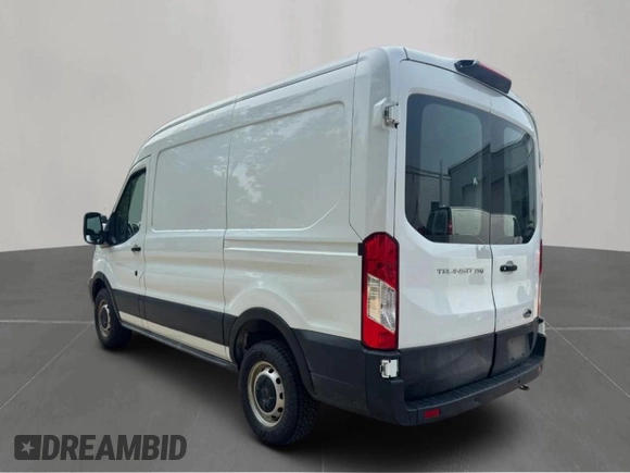 2019 Ford Transit с VIN 1FTYR1CM8KKB14171, выставлен на аукционе Copart как лот 60481215 с пробегом 151 113 миль миль и Чистый • Clean title. История ставок и продаж доступна на DreamBid. Изображение 3.