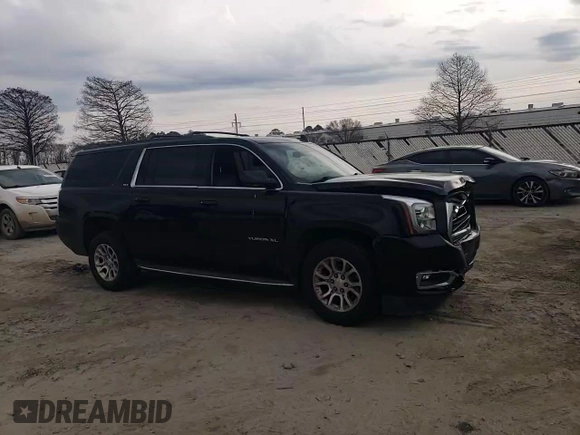 2018 GMC Yukon XL SLT with VIN 1GKS2GKC2JR318206, listed as a Copart auction lot 47023075 with 0 mi miles and Salvage Title. Bid and sale history available at carsss.com. Image 11.