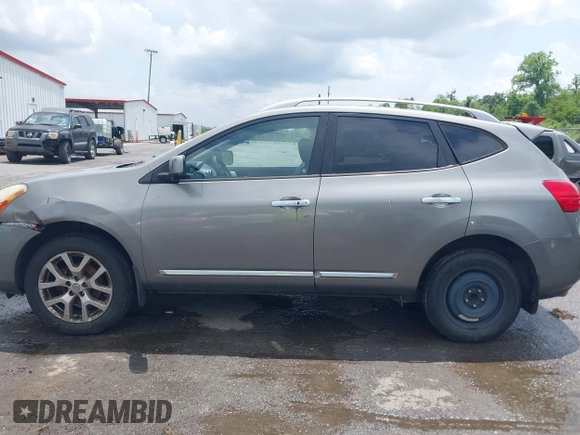 2013 Nissan Rogue S with VIN JN8AS5MT6DW025721, listed as a IAAI auction lot 42116961 with 178,657 mi miles and . Bid and sale history available at carsss.com. Image 14.