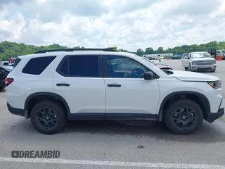 2024 Honda Pilot TrailSport z VIN 5FNYG1H6XRB004763, wystawiony jako IAAI lot #42237606 z przebiegiem 14 819 mil mil oraz . Historia ofert i sprzedaży dostępna na DreamBid. Obrazek 13.