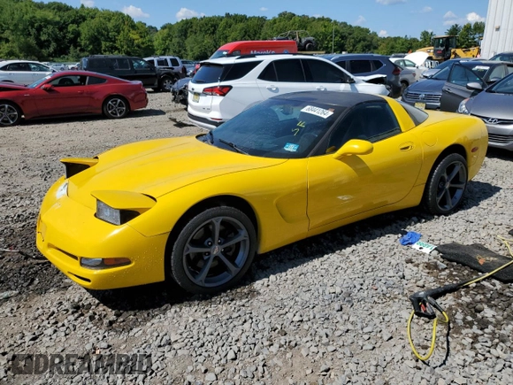 2002 Chevrolet Corvette with VIN 1G1YY22G525135359, listed as a Copart auction lot 68441264 with 179,580 mi miles and Salvage Title. Bid and sale history available at carsss.com. Image 1.