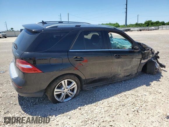 2014 Mercedes-Benz M 350 z VIN 4JGDA5HBXEA315550, wystawiony jako Copart lot #53982265 z przebiegiem Nie podano mil oraz Szkoda całkowita • Salvage title. Historia ofert i sprzedaży dostępna na DreamBid. Obrazek 3.
