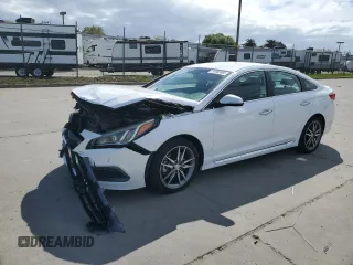 2015 Hyundai Sonata Sport with VIN 5NPE34AB7FH058686, listed as a Copart auction lot 51003985 with 61,458 mi miles and Salvage Title. Bid and sale history available at carsss.com. Image 1.