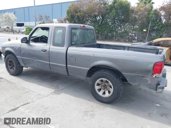 2000 Ford Ranger XL with VIN 1FTYR14V2YPA45139, listed as a IAAI auction lot 41835990 with 197,169 mi miles. Bid and sale history available at carsss.com. Image 3.