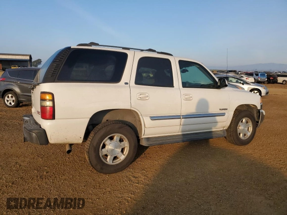 2004 GMC Yukon SLE with VIN 1GKEK13TX4J244318, listed as a Copart auction lot 82329764 with 172,216 mi miles and Salvage Title. Bid and sale history available at carsss.com. Image 3.